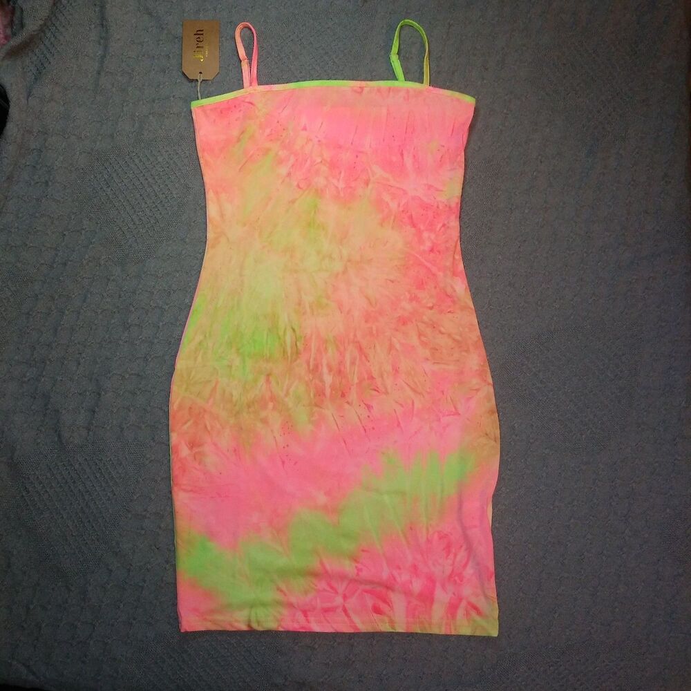 Juniors Sundress Size Large New with Tags 70s Bodycon boho Tie Dye Resort